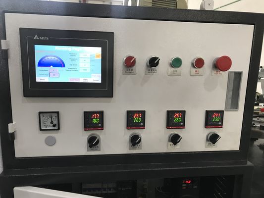 Máquina automática de fabricación de tazas de papel desechables de velocidad media con tamaño externo 2130mm*1350mm*1900mm y voltaje 220V/380V